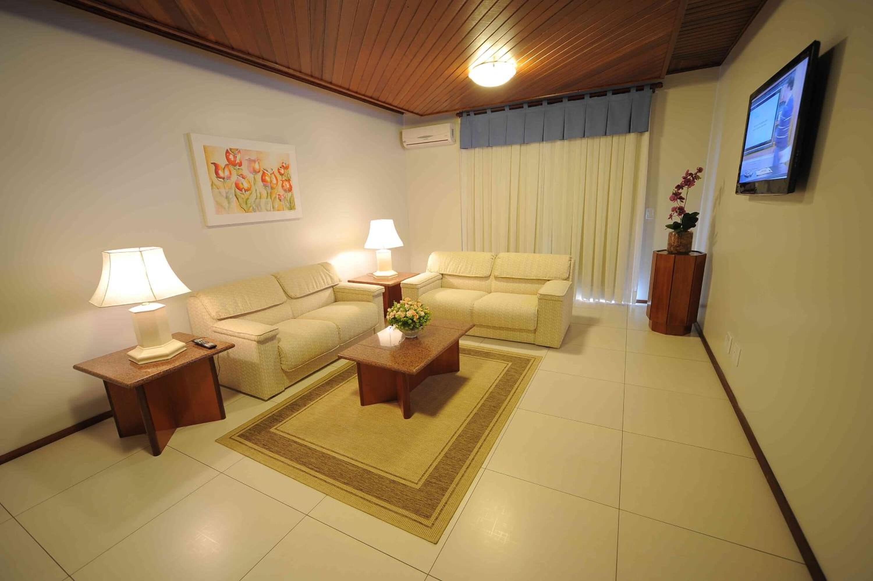 32-inch lcd tv with cable channels, tv