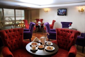 Free daily buffet breakfast - Ts Gold Hotel (Trabzon)
