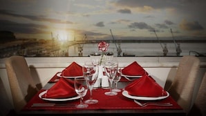 Breakfast, lunch, dinner served; Turkish cuisine  - Ts Gold Hotel (Trabzon)