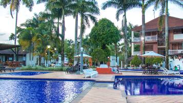 Piscina externa