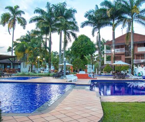 Piscina externa