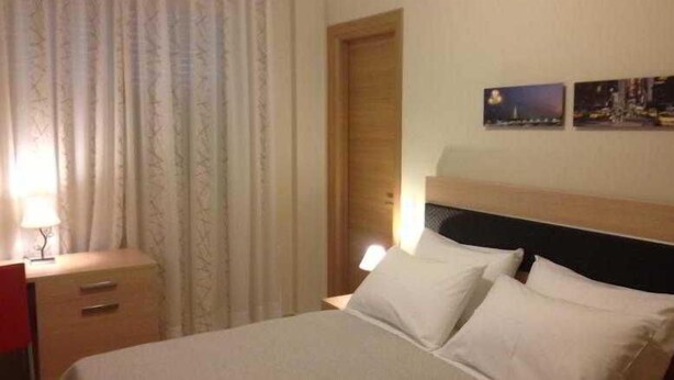 มินิบาร์, โต๊ะทำงาน, เตารีด/โต๊ะรีดผ้า, Wi-Fi ฟรี