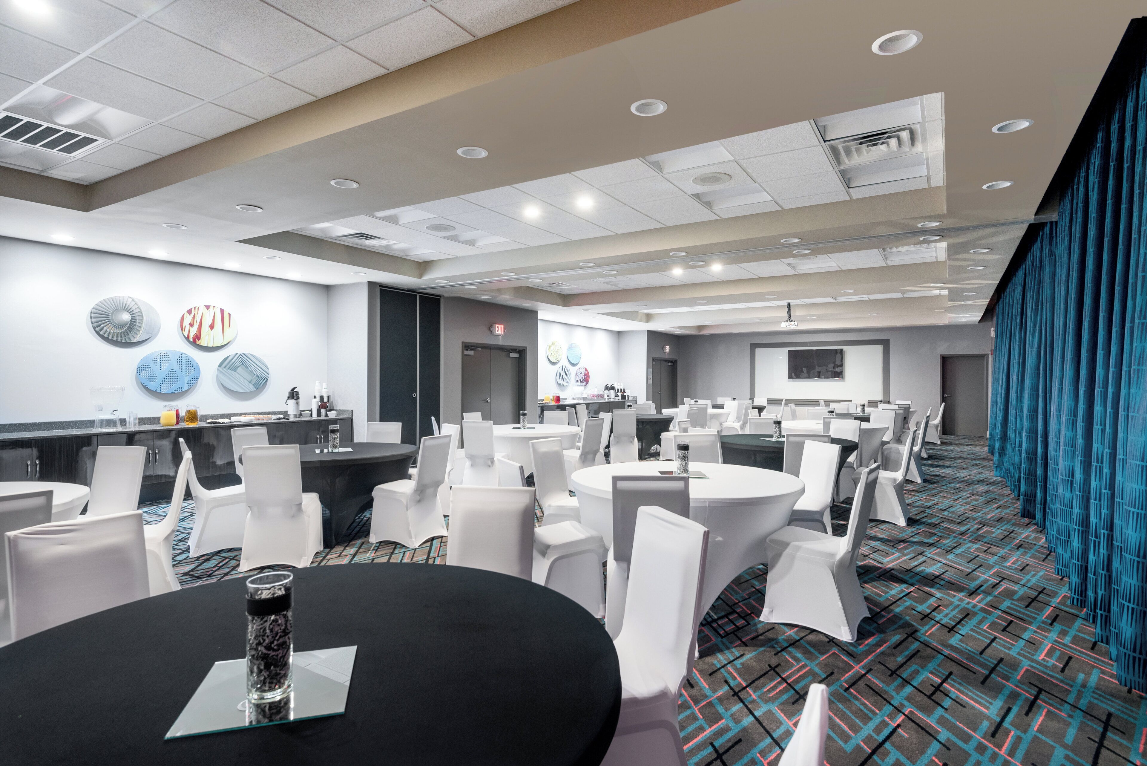 Foto - Holiday Inn Express & Suites : Charlotte Airport