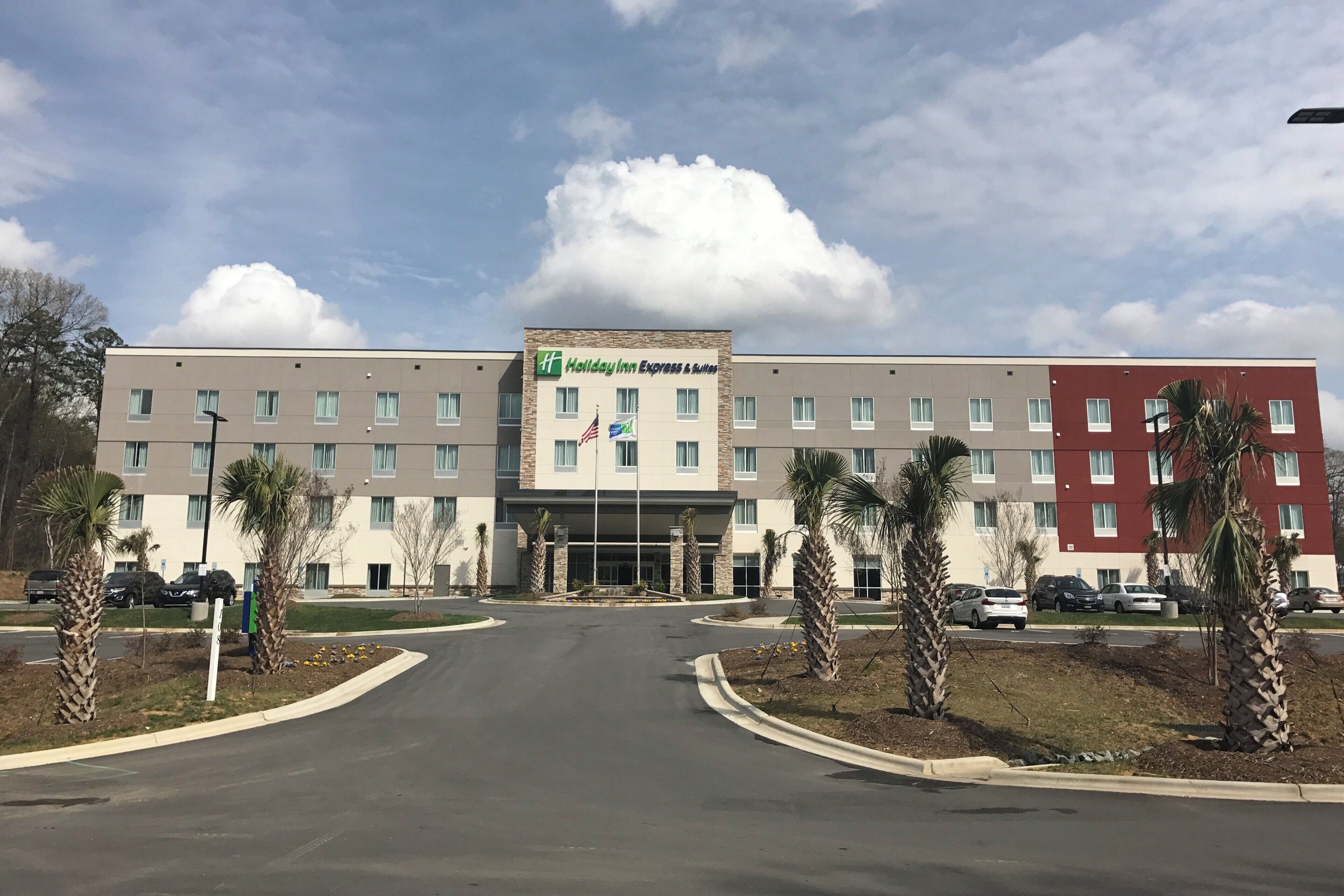 Foto - Holiday Inn Express & Suites : Charlotte Airport