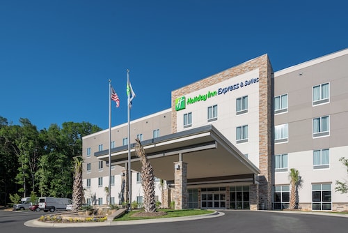 Holiday Inn Express & Suites Charlotte Airport by IHG