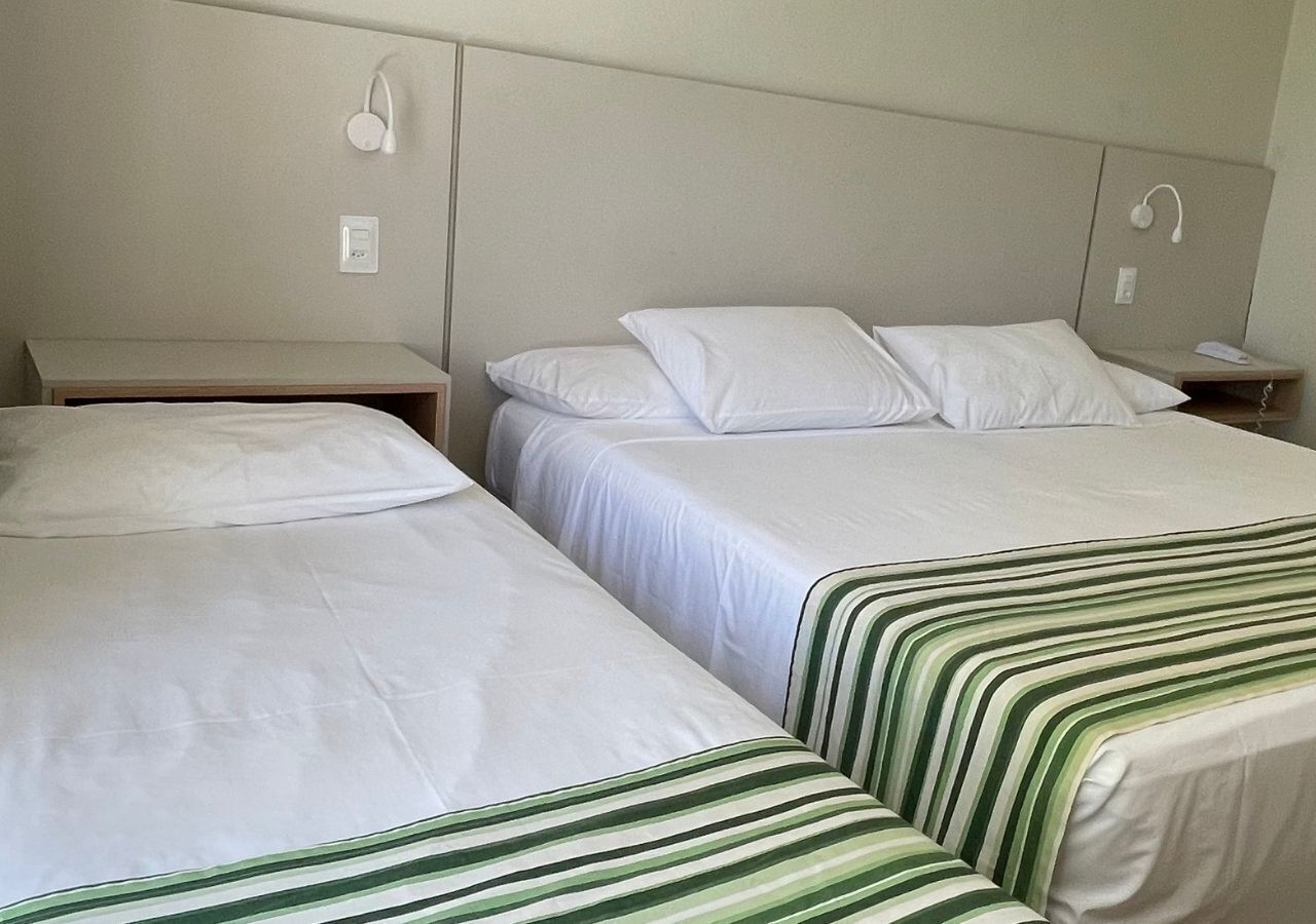 Tremannsrom – superior | Minibar, blendingsgardiner og wi-fi (inkludert)