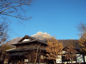 Exterior - Enokiya Ryokan (YUFU)