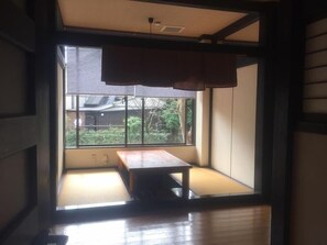 Interior - Enokiya Ryokan (YUFU)