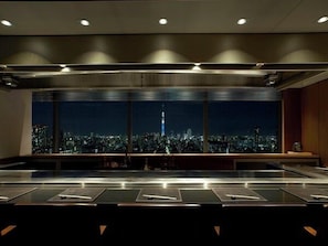 Bar (on property) - Hotel East 21 Tokyo (Tokyo)