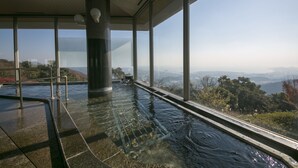 星評価なしの画像、4 / 104、ボタン