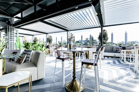 Restaurant. Nautica Residences Fremantle