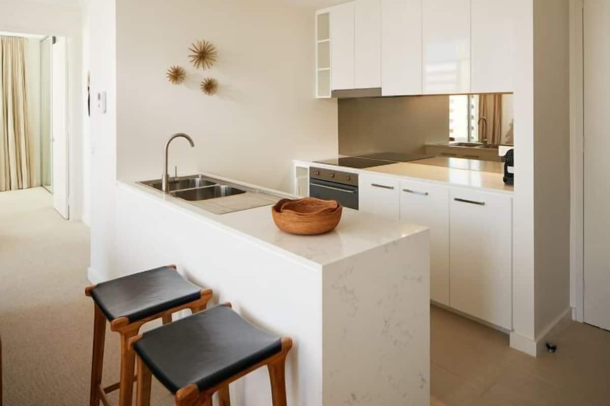 Cozinha privada | Micro-ondas, cafeteira/chaleira, torradeira