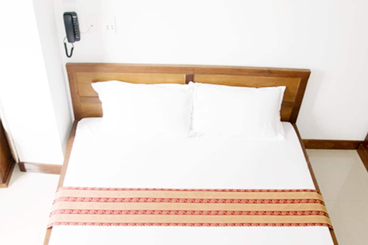 Standard Double Room | Minibar, in-room safe, rollaway beds, free WiFi