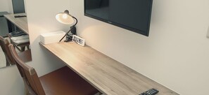 Budget Double Room | Room amenity - Minato Hotel (Kyoto)