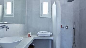 Shower, free toiletries, hair dryer, bathrobes