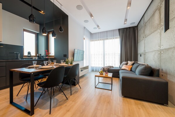 Apartment (4 Adults - at 2 Brylowska Street) | Iron/ironing board, rollaway beds, free WiFi - P&O Apartments Wola (Warsaw)