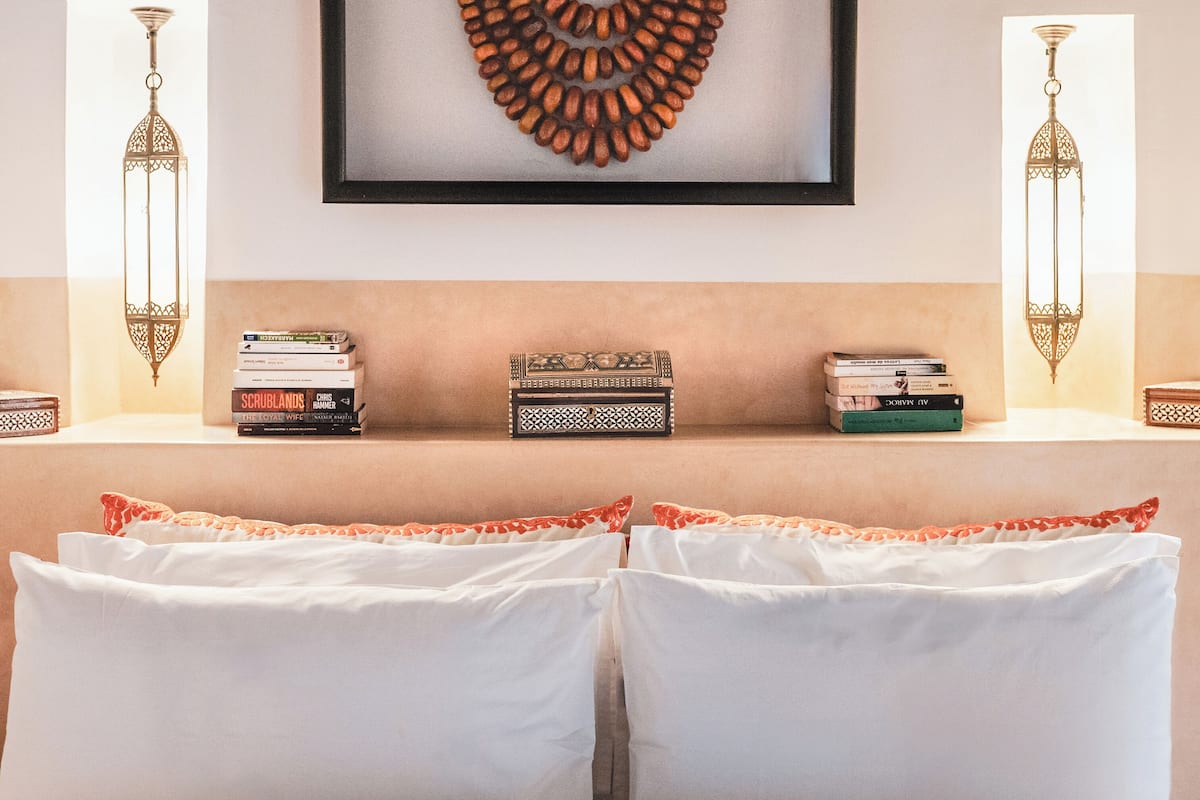 ملاءات إيطالية من طراز فريتي وأغطية فراش متميزة وألحفة محشوة بالريش