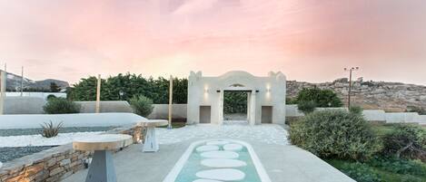 Front of property - evening/night