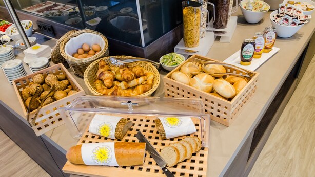 Kontinental frokost hver dag (mot et tillegg)