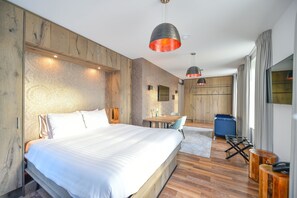 ファミリー ルーム | ミニバー、セーフティボックス (室内)、デスク、防音設備