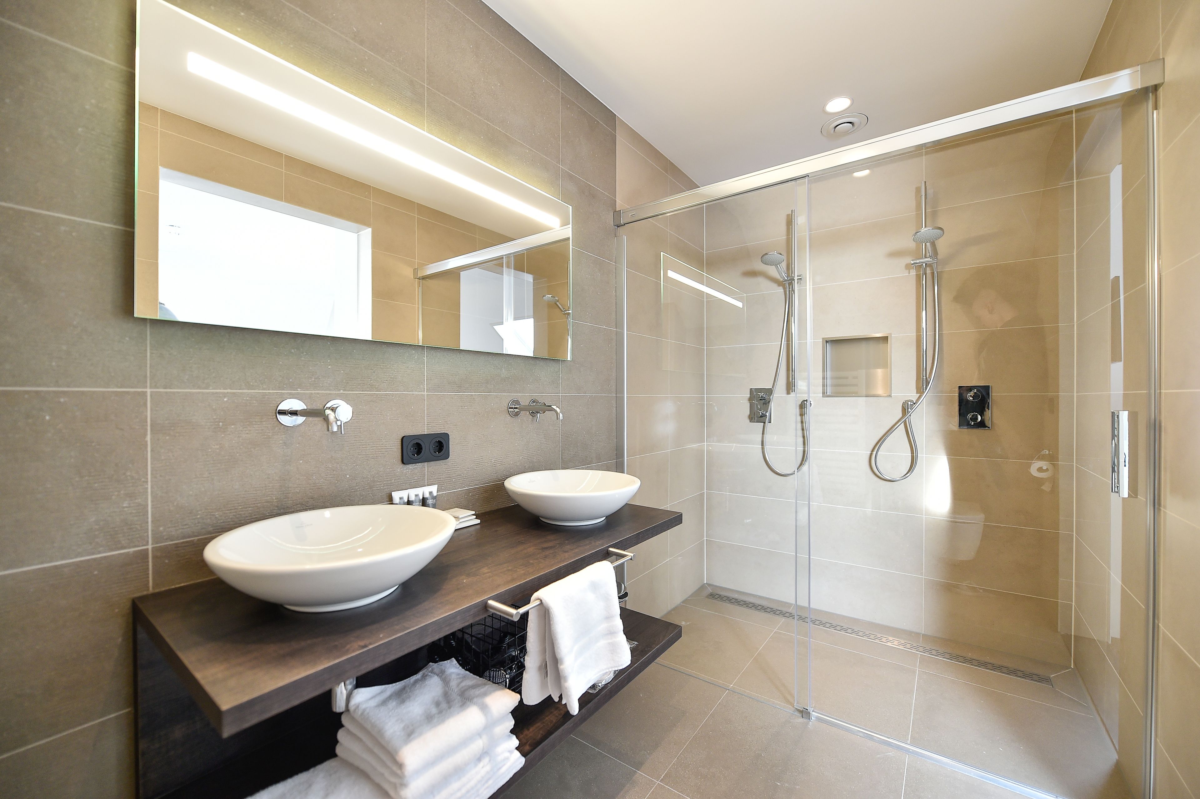 family room | bathroom | free toiletries, hair dryer, slippers, towels