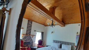 Chambre Design Double ou avec lits jumeaux, 1 chambre, non-fumeur, vue montagne