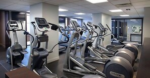 Fitness facility - Premier Furnished Apt at Grove Pointe (Jersey City)