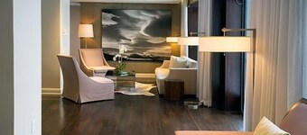 Premier Furnished Apt at Grove Pointe