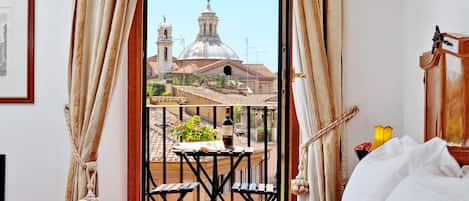 Deluxe Double Room, Balcony