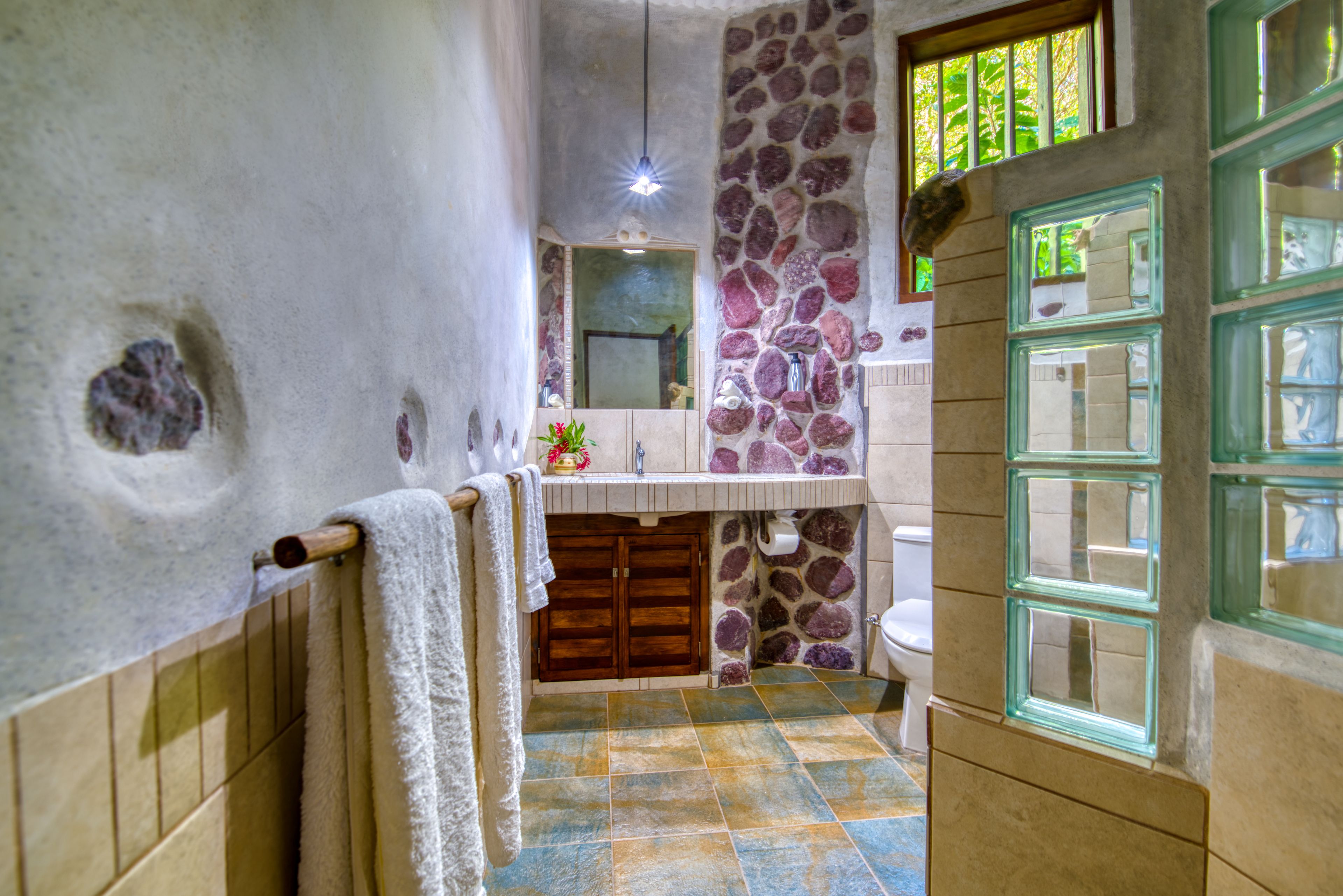 Photo - Omega Tours Eco-Jungle Lodge