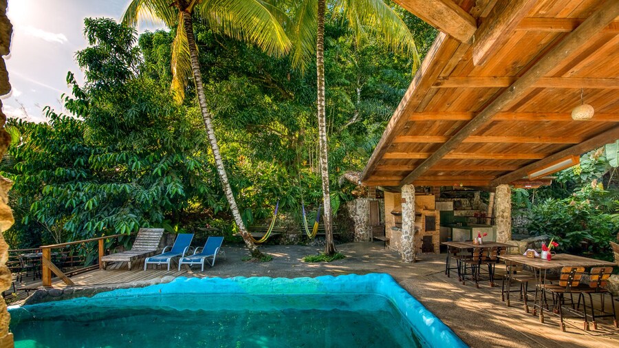 Omega Tours Adventure Company & Eco Jungle Lodge