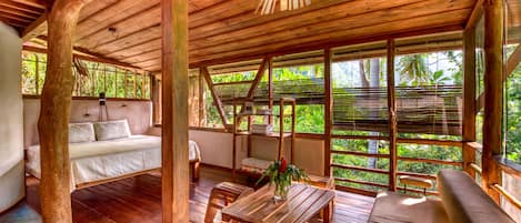 2 bedrooms, premium bedding, in-room safe, individually decorated