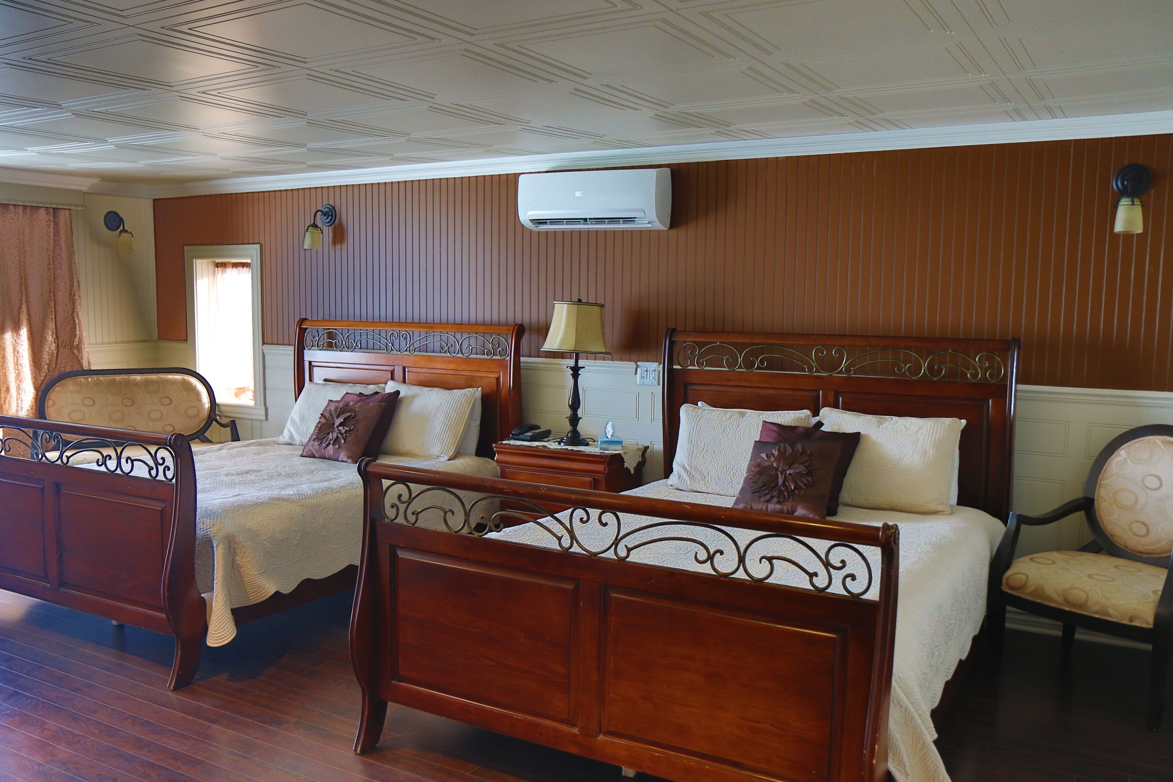 suite, 2 bedrooms | bathroom | shower, free toiletries, hair dryer