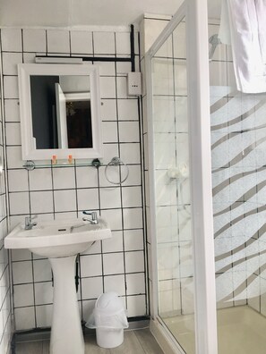 Free toiletries, towels