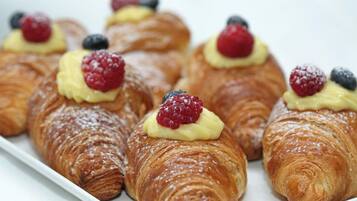 Petit déjeuner buffet compris tous les jours