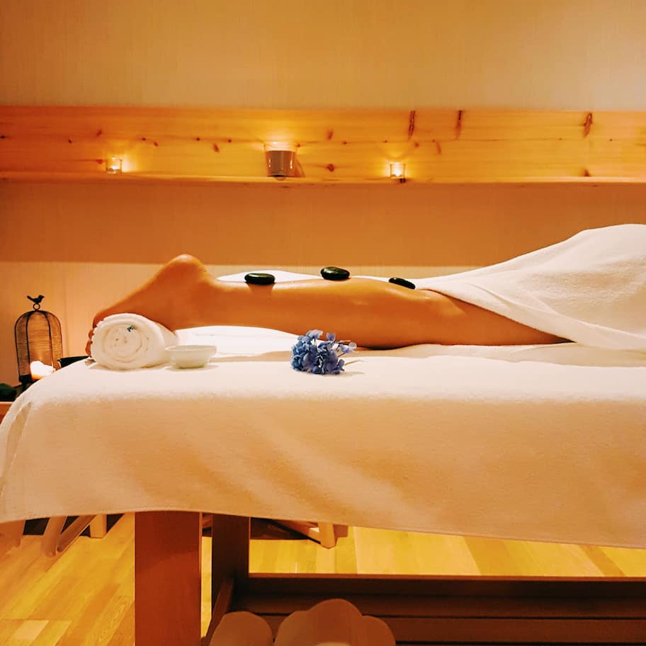 Hot tub, Turkish bath, body treatments, body wraps, body scrubs