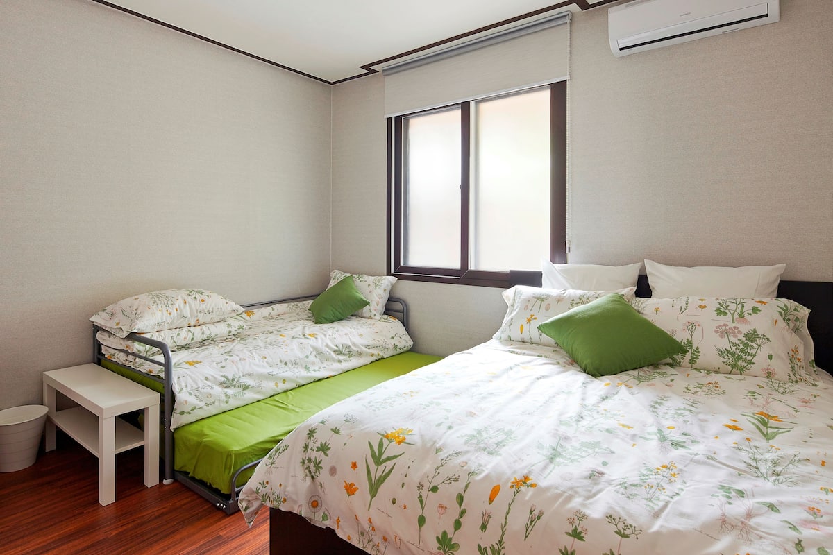 Day and Double Room (203)