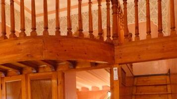 Habitación doble Deluxe, balcón, vista al jardín (Djalila) | Caja de seguridad en la habitación, wifi gratis y ropa de cama