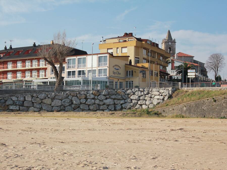 Mặt tiền nơi lưu trú