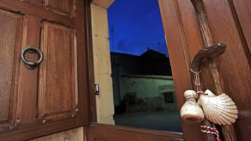 Kamar Double Standar | Pemandangan dari kamar