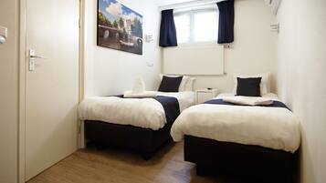 Double Room (Basement) | Egyptian cotton sheets, premium bedding, in-room safe