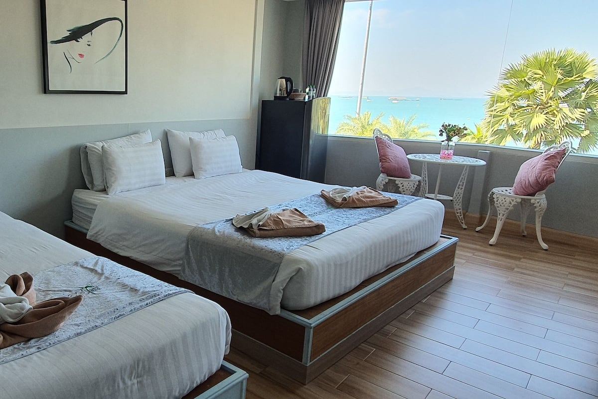Habitación triple ejecutiva, vista al mar | Vista desde la habitación
