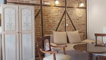Suite Deluxe, vistas a la montaña | 1 dormitorio, cortinas opacas, sistema de insonorización y wifi gratis