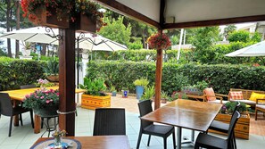 Habitació quàdruple | Terrassa o pati