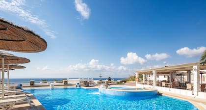 Kavuras Village Hotel & Suites