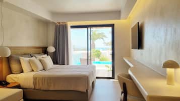 Aegean Junior Suite with Private Pool & Sea View | Caja fuerte, wifi gratis, ropa de cama
