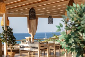 Greek cuisine - Kavuras Village Hotel & Suites (Naxos)
