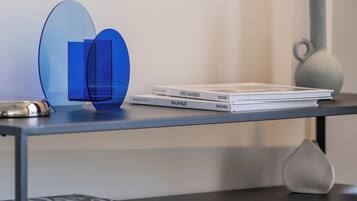 Deluxe Suite | 1 bedroom, hypo-allergenic bedding, minibar, in-room safe