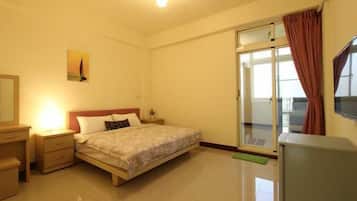 Standard Double Room | Desk, rollaway beds, free WiFi