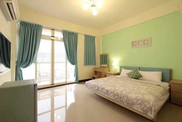 Chambre classique double | Bureau, lit d’appoint (supplément), accès au Wi-Fi (inclus)